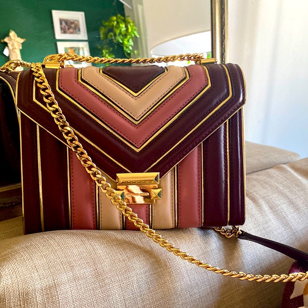 Michael Kors Satchel lightly used, buckle purse